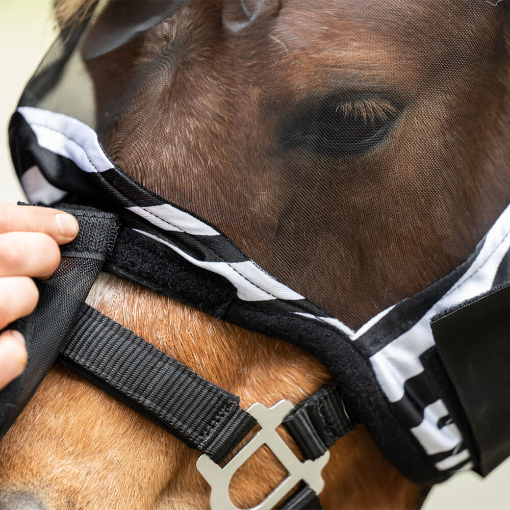 Kerbl Fliegenschutzmaske Mit Ohrenschutz Und Nüsternkordel Pony Schwarz Ab 8,01