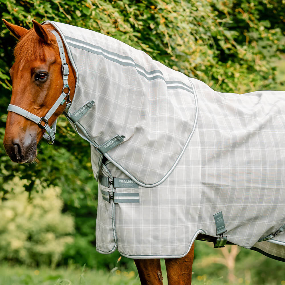 Comparer les prix de Horseware Newmarket Fly Sheet Hood