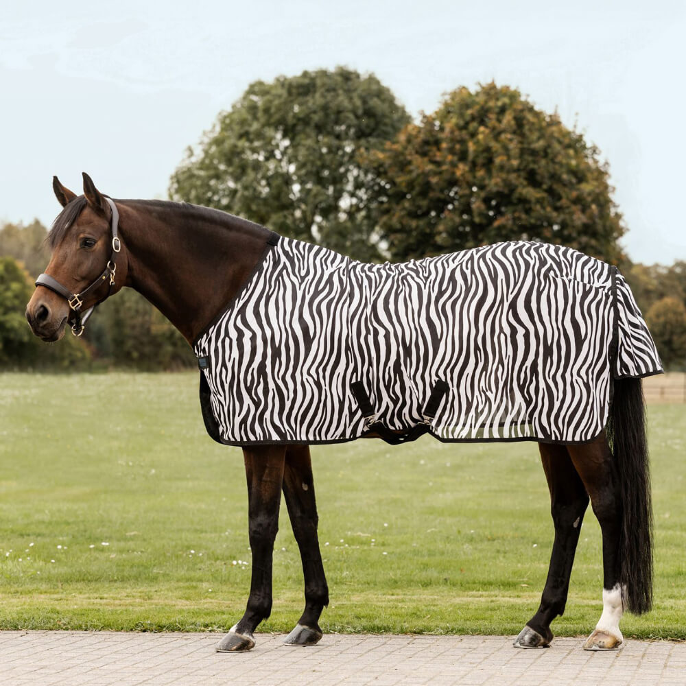 Comparer les prix de Couverture anti-mouches pour cheval avec sangles croisées Waldhausen Zebra